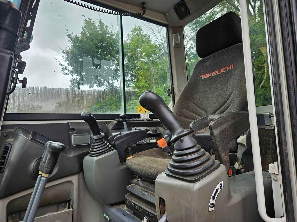 Pelle TAKEUCHI TB260 - 6 Tonnes - 2016