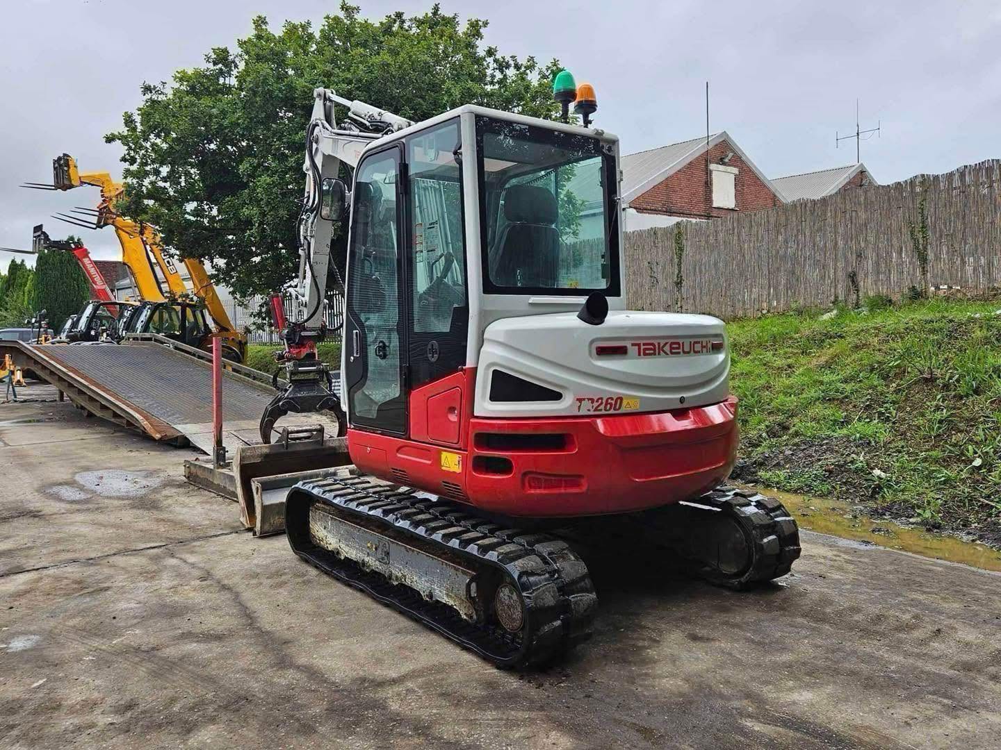Pelle TAKEUCHI TB260 - 6 Tonnes - 2016