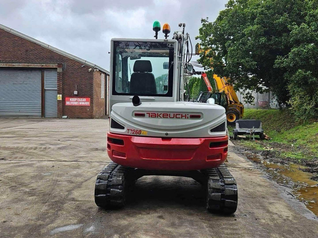 Pelle TAKEUCHI TB260 - 6 Tonnes - 2016