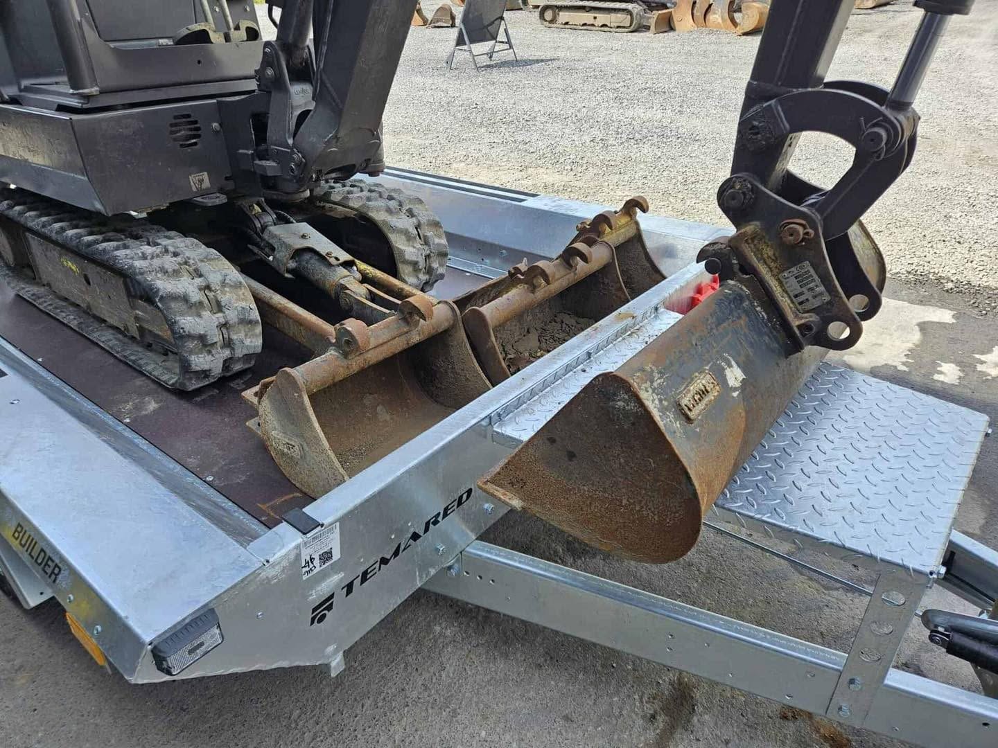 Mini Pelle VOLVO - 1,5 Tonne - 2019 + Remorque Temared