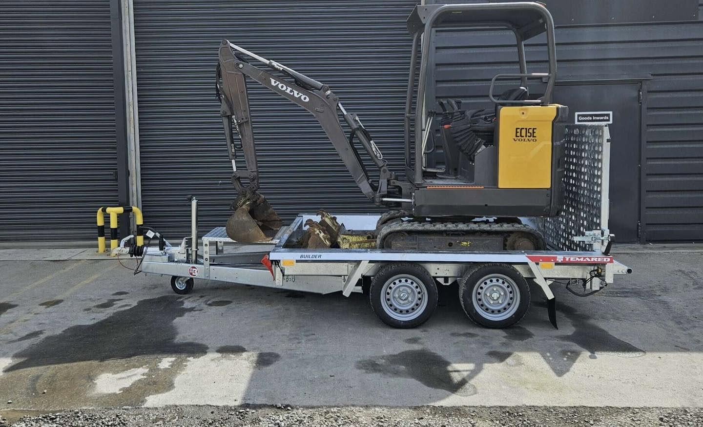 Mini Pelle VOLVO - 1,5 Tonne - 2019 + Remorque Temared