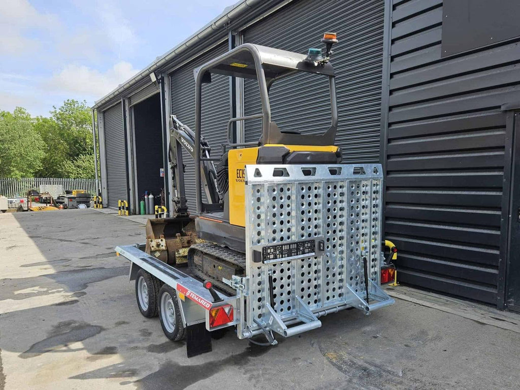 Mini Pelle VOLVO - 1,5 Tonne - 2019 + Remorque Temared