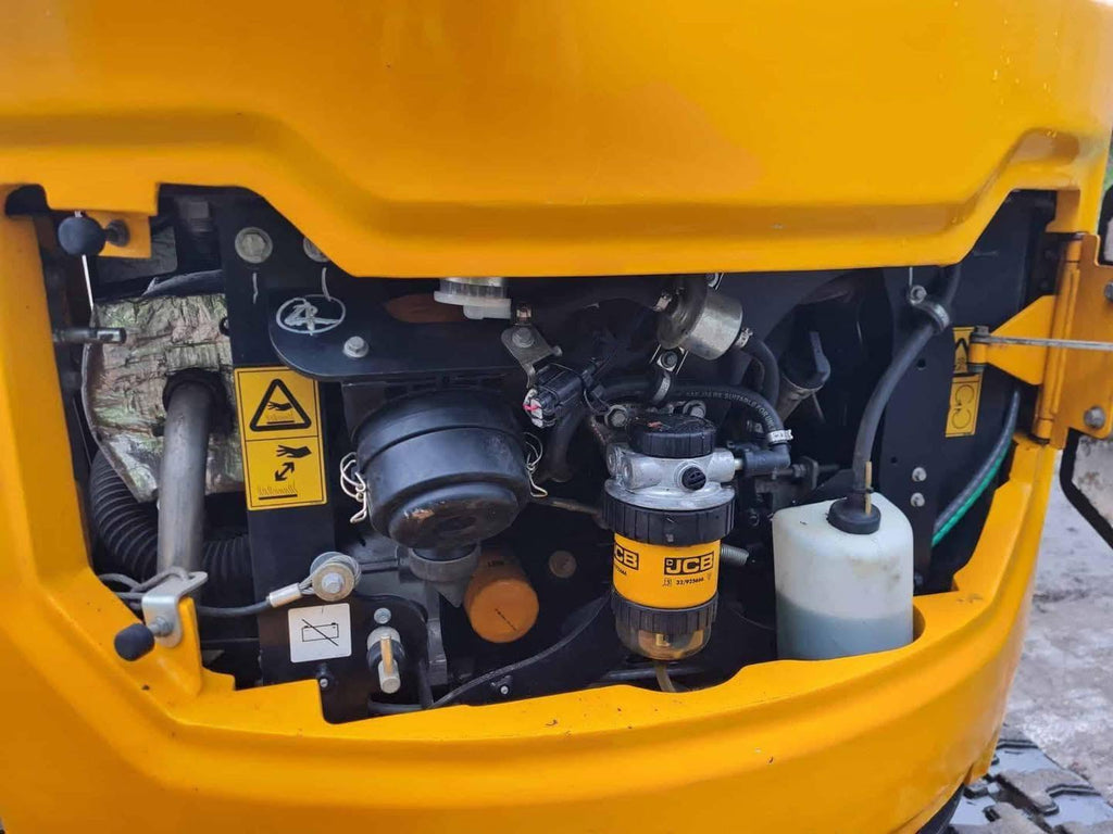 Mini pelle JCB 18Z - 1,8 Tonne - 2021 + Remorque IFOR Williams