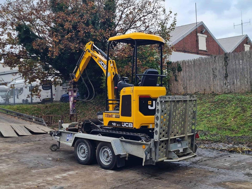Mini pelle JCB 18Z - 1,8 Tonne - 2021 + Remorque IFOR Williams