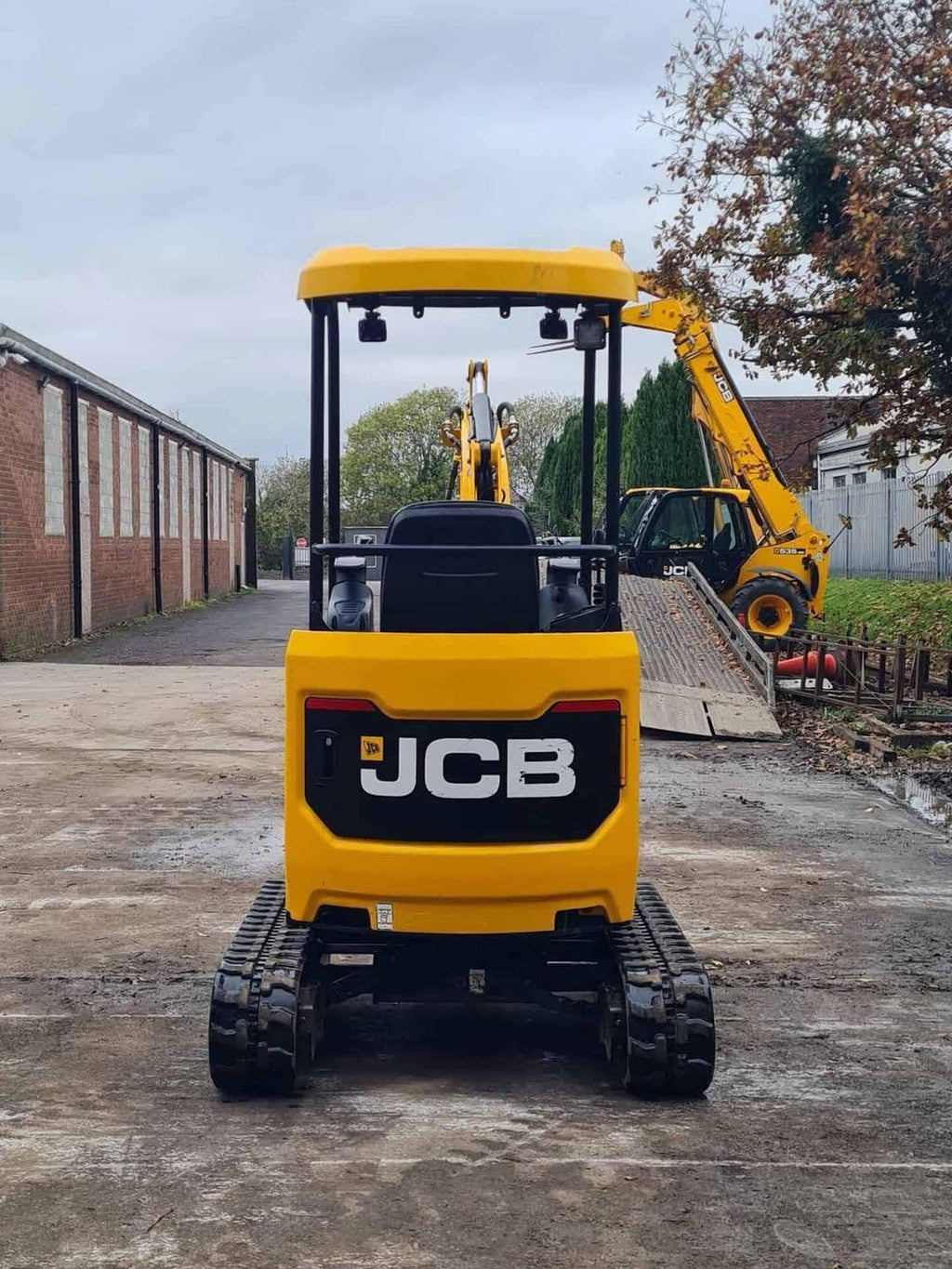 Mini pelle JCB 18Z - 1,8 Tonne - 2021 + Remorque IFOR Williams