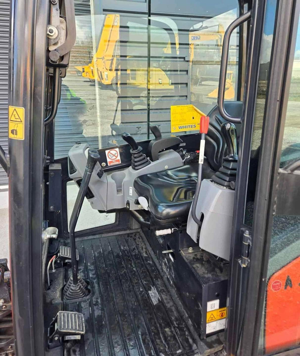 Mini pelle KUBOTA KX016-4 - 1,6 Tonne - 2018