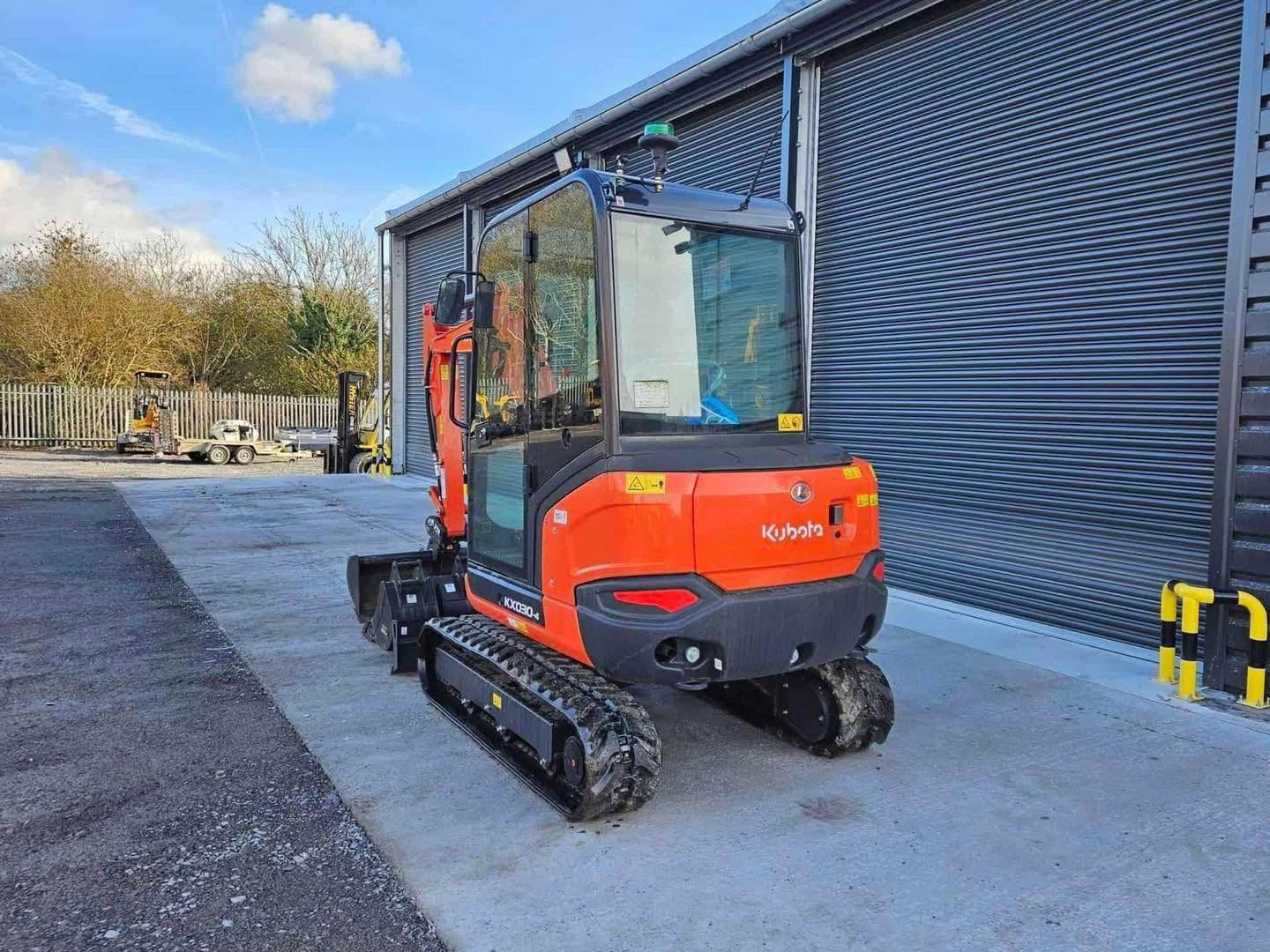 Mini pelle KUBOTA KX030-4 - 3 Tonnes - 2022