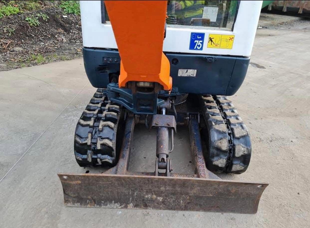 Mini pelle KUBOTA KX36-4 - 1,5 Tonne - 2013