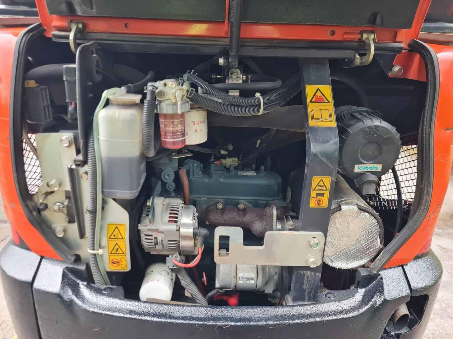 Mini pelle KUBOTA KX015-4 - 1,5 Tonne - 2016
