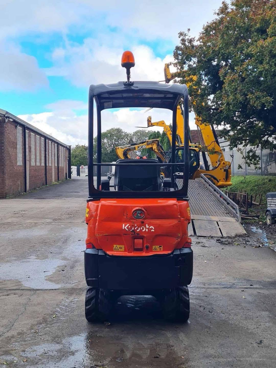 Mini pelle KUBOTA KX015-4 - 1,5 Tonne - 2016