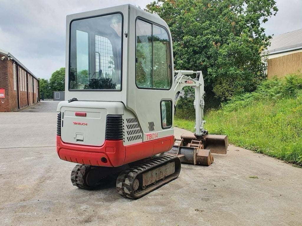 Mini pelle TAKEUCHI TB014 - 1,5 Tonne - 2005