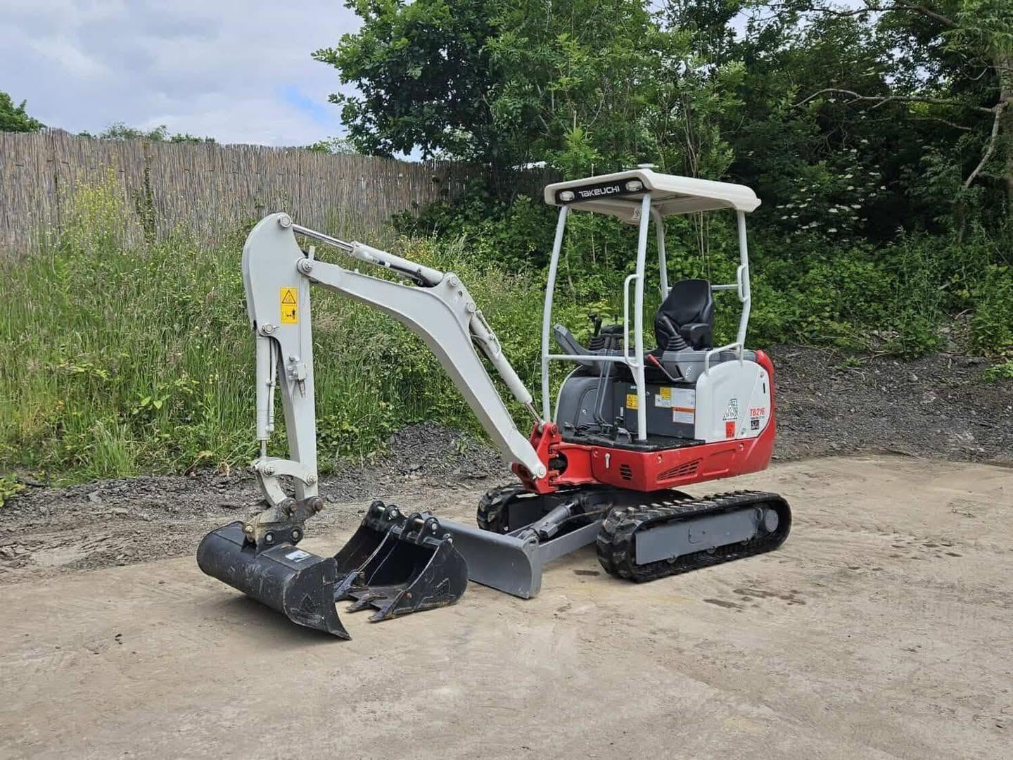 Mini pelle TAKEUCHI TB216 - 1,7 Tonne - 2022