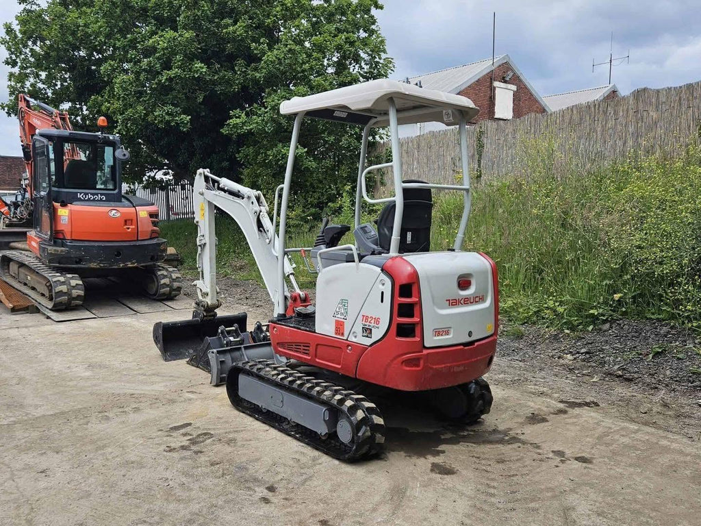 Mini pelle TAKEUCHI TB216 - 1,7 Tonne - 2022