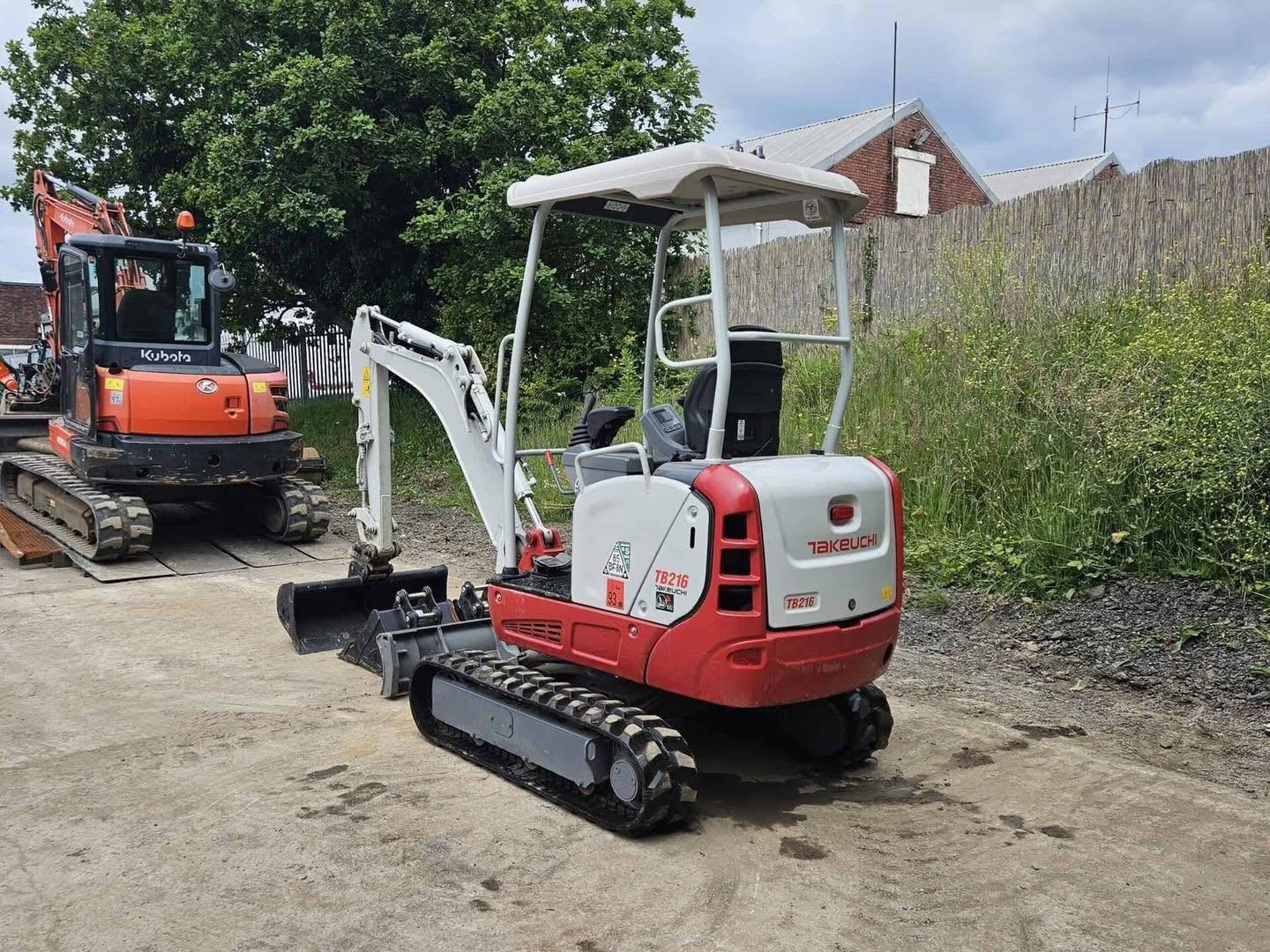 Mini pelle TAKEUCHI TB216 - 1,7 Tonne - 2022
