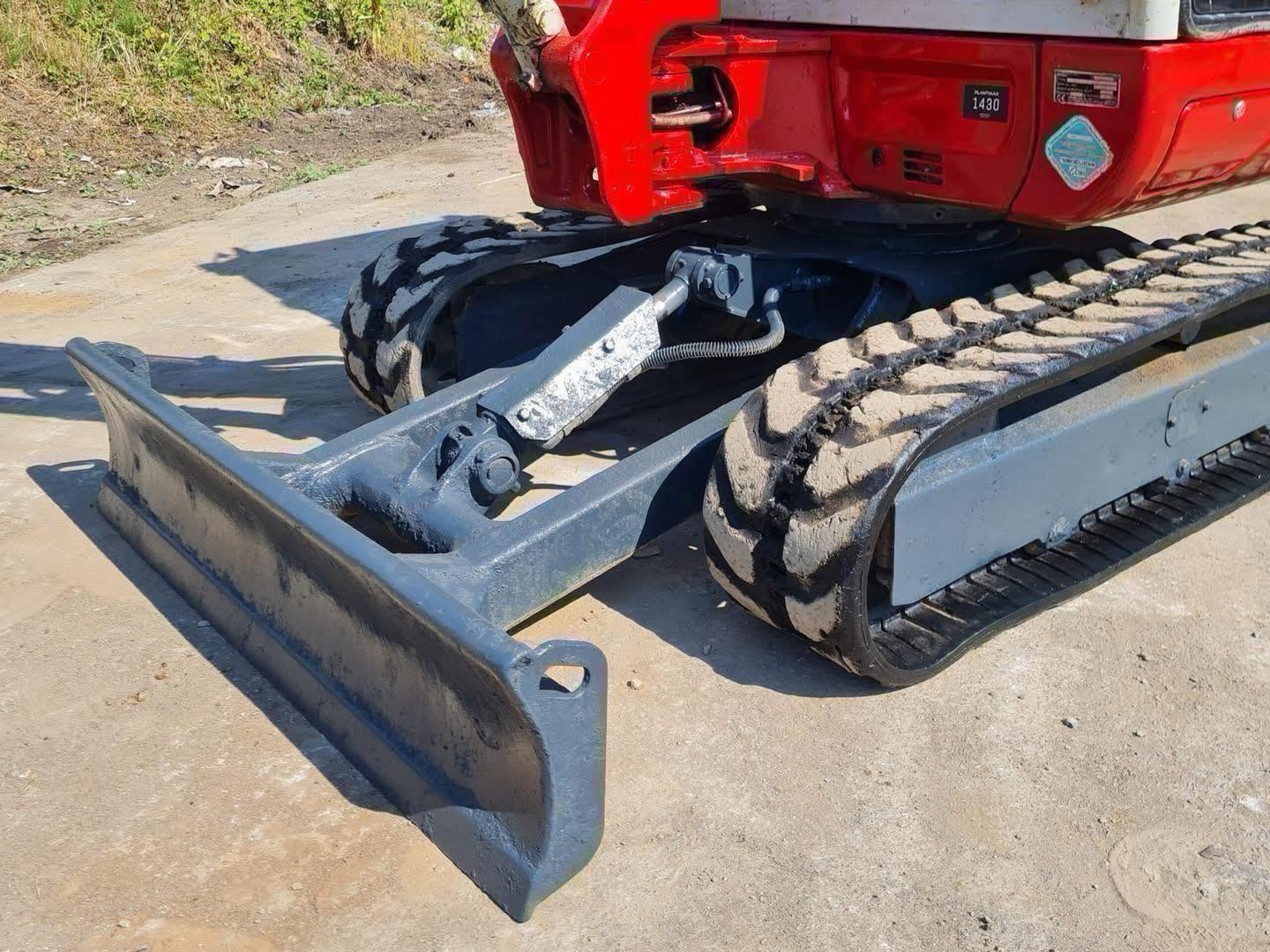 Mini pelle TAKEUCHI TB230 - 2,8 Tonnes - 2016