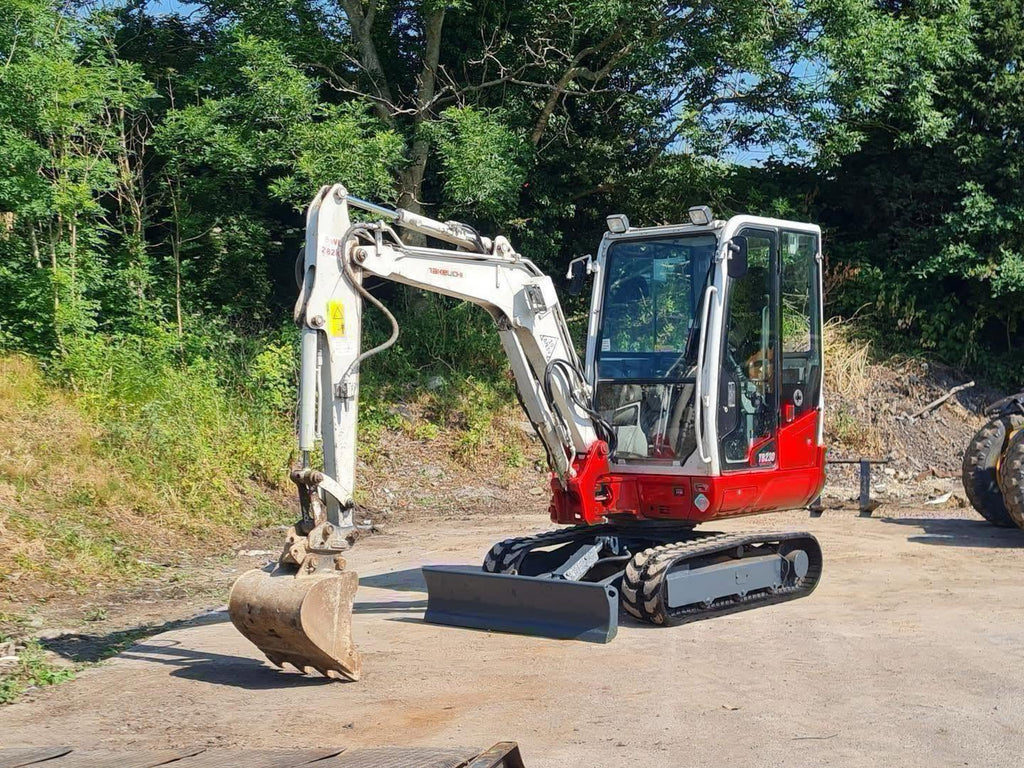 Mini pelle TAKEUCHI TB230 - 2,8 Tonnes - 2016