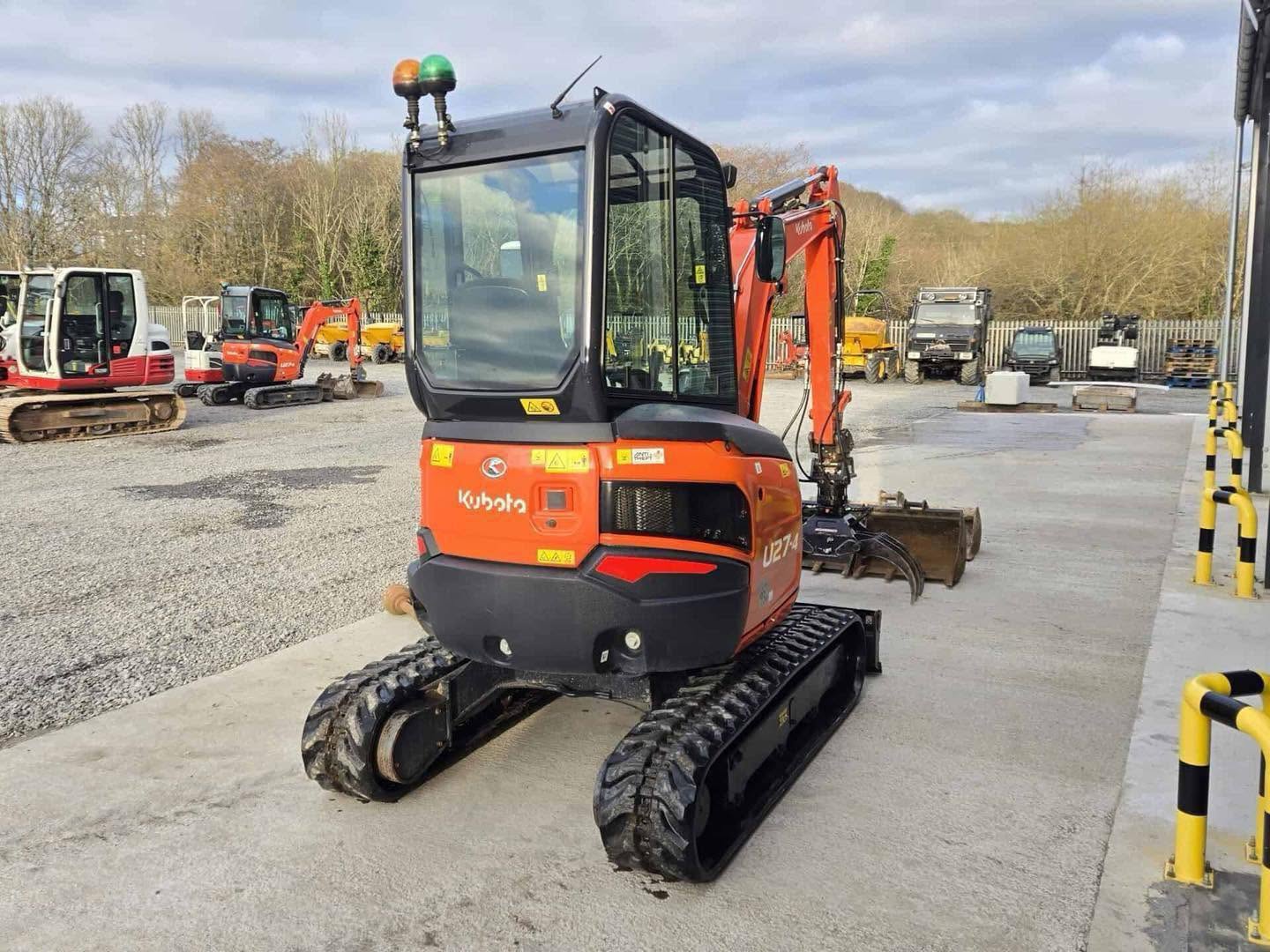 Mini pelle KUBOTA U27-4 - 2,7 Tonnes - 2022
