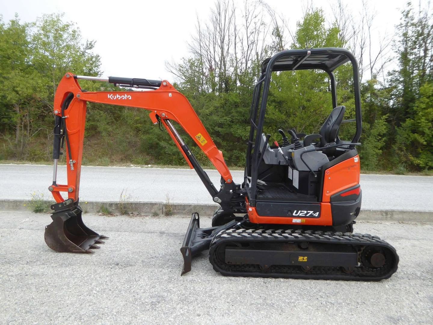 Mini pelle KUBOTA U27-4 - 2,7 Tonnes - 2016