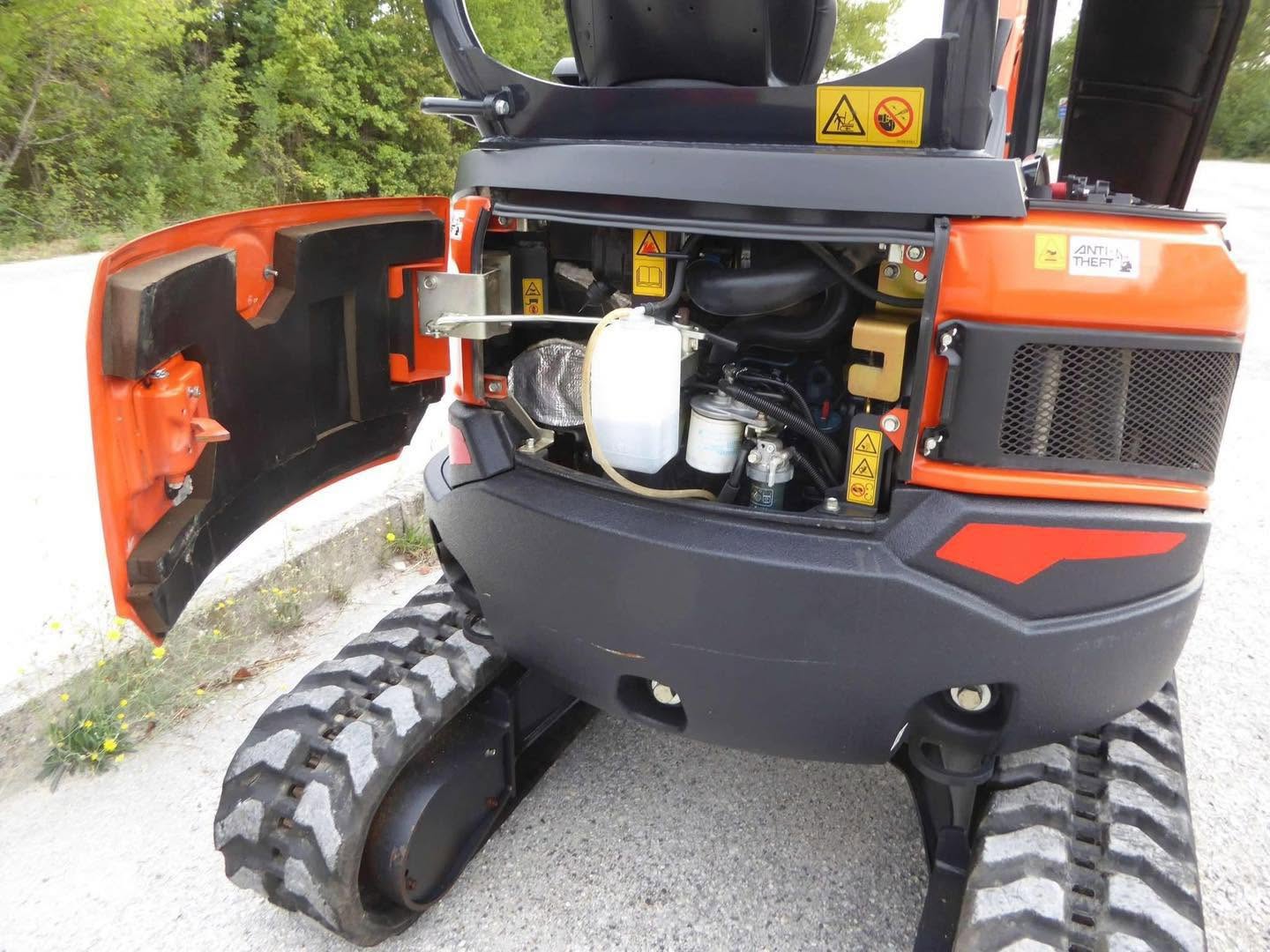 Mini pelle KUBOTA U27-4 - 2,7 Tonnes - 2016