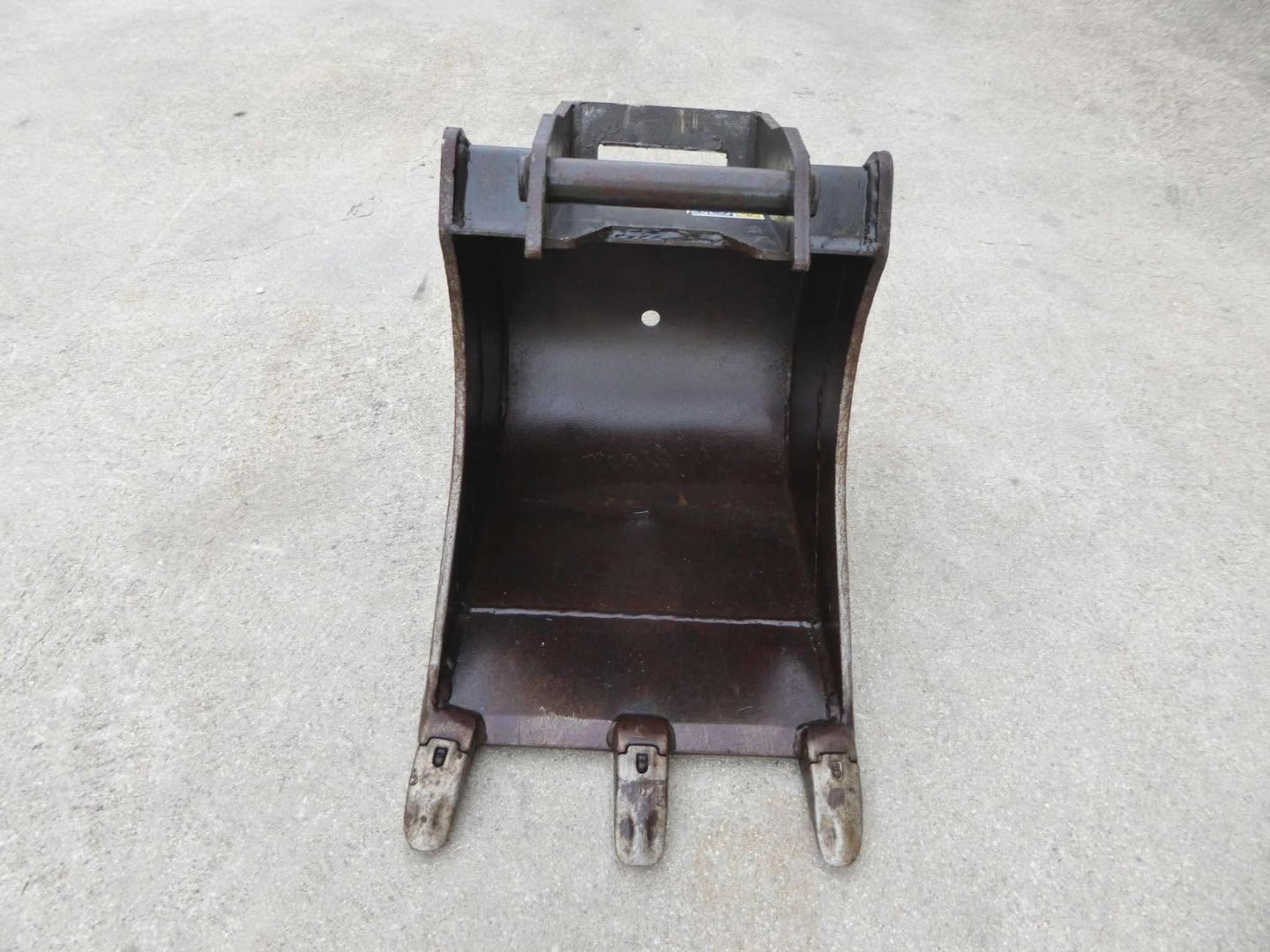 Mini pelle KUBOTA U27-4 - 2,7 Tonnes - 2016