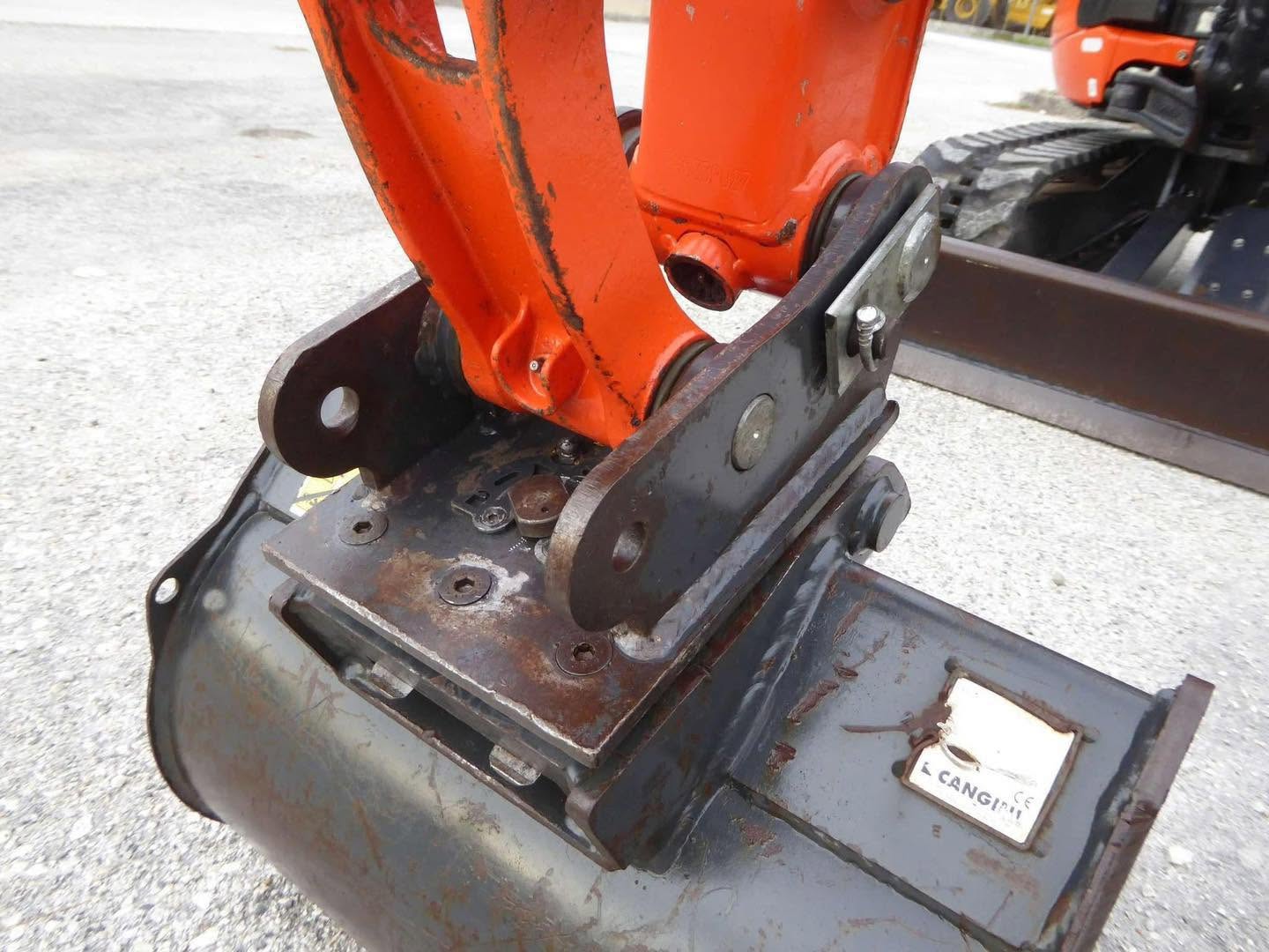 Mini pelle KUBOTA U27-4 - 2,7 Tonnes - 2016