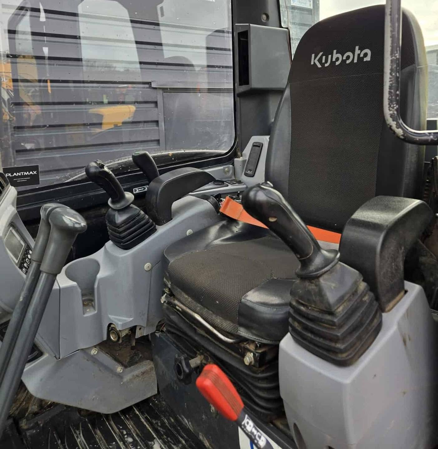 Pelle KUBOTA U48-4 - 5 Tonnes + Grappin Rotatif Intermercato - 2015