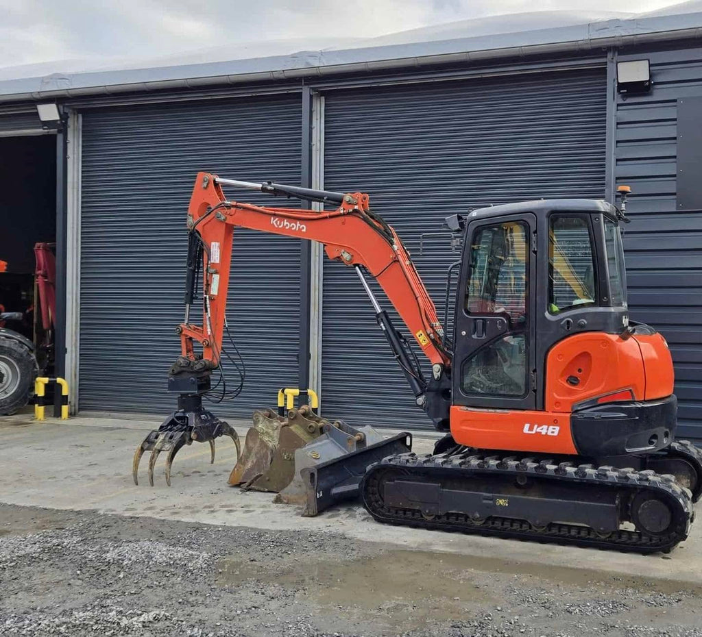 Pelle KUBOTA U48-4 - 5 Tonnes + Grappin Rotatif - 2015