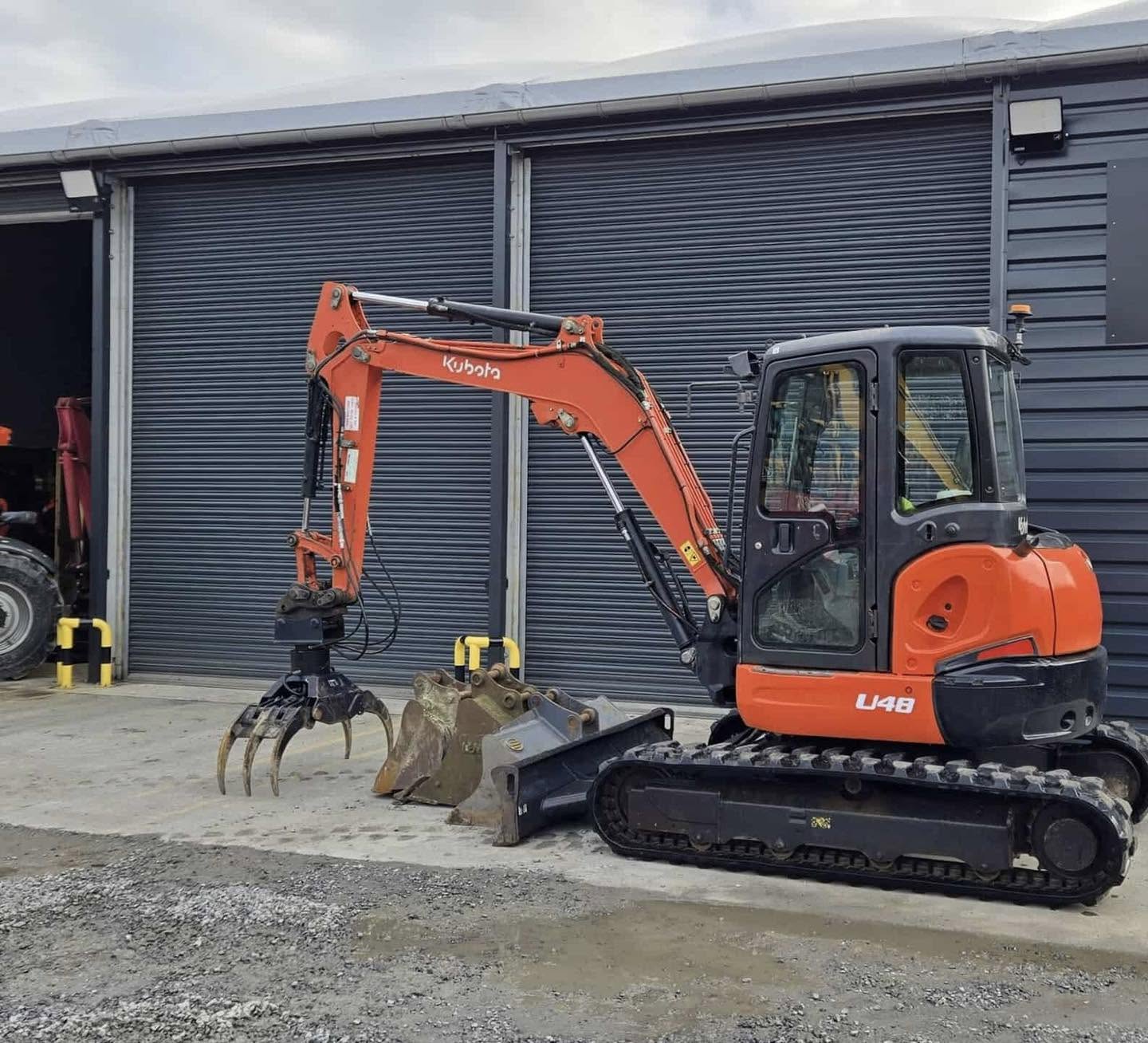 Pelle KUBOTA U48-4 - 5 Tonnes + Grappin Rotatif - 2015