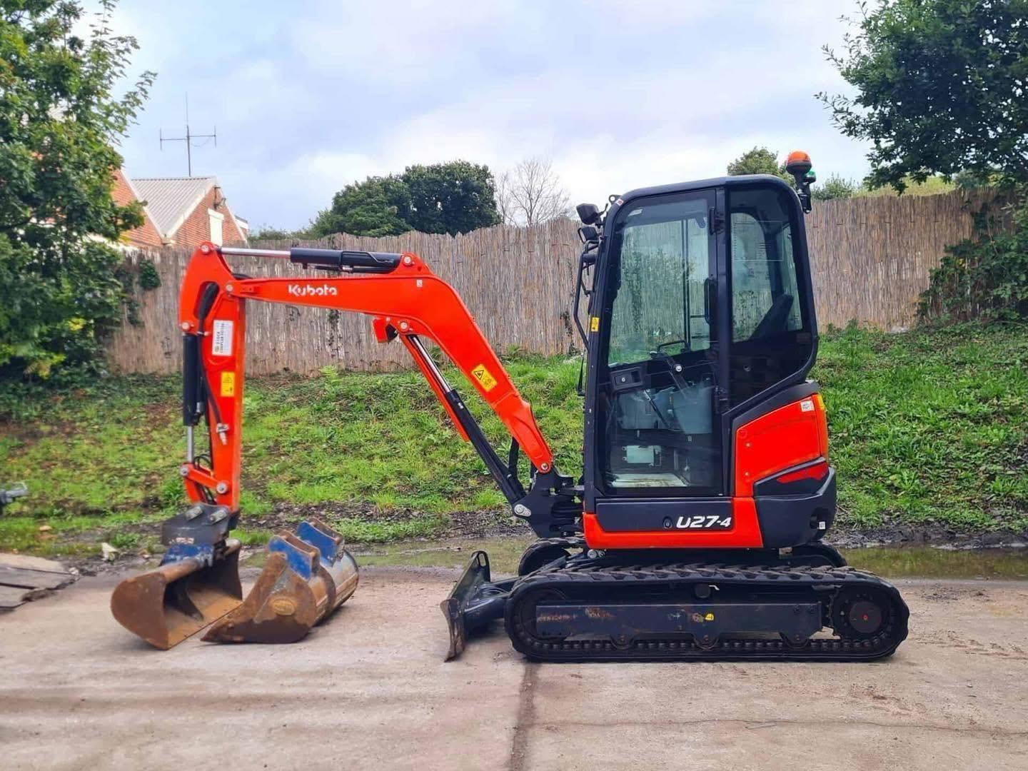 Mini pelle KUBOTA U27-4 - 2,7 Tonnes - 2022