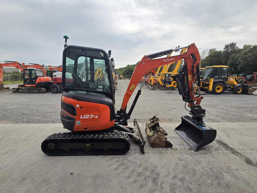 Mini pelle KUBOTA U27-4 - 2,7 Tonnes - 2019