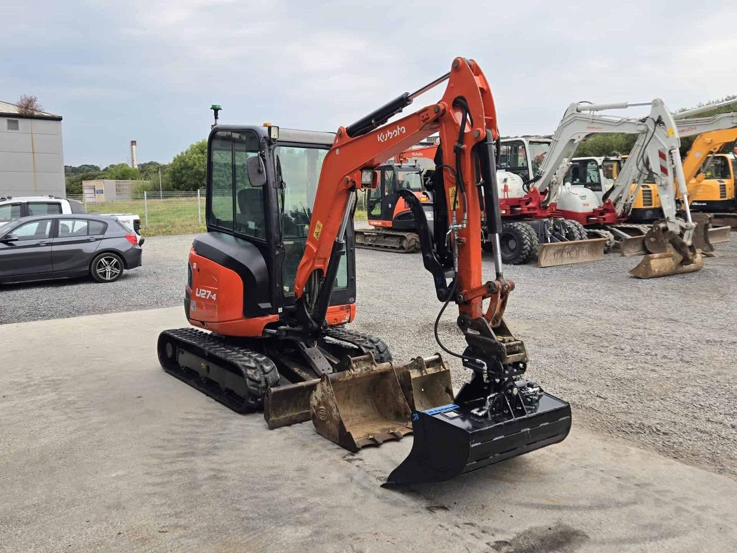 Mini pelle KUBOTA U27-4 - 2,7 Tonnes - 2019