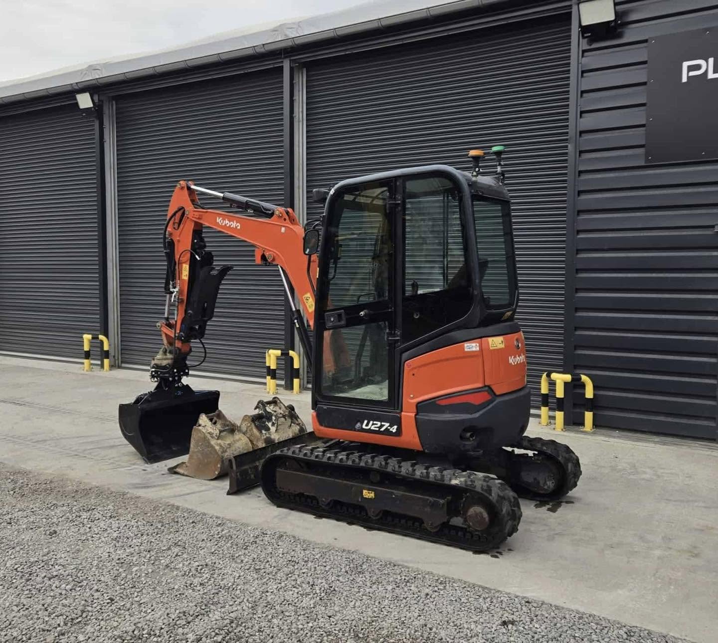 Mini pelle KUBOTA U27-4 - 2,7 Tonnes - 2019