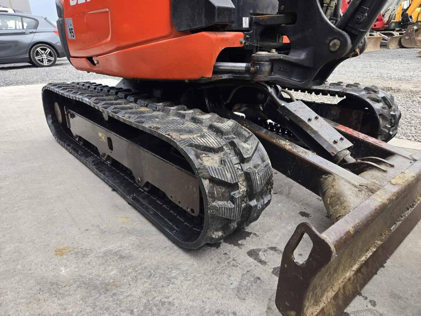 Mini pelle KUBOTA U27-4 - 2,7 Tonnes - 2019