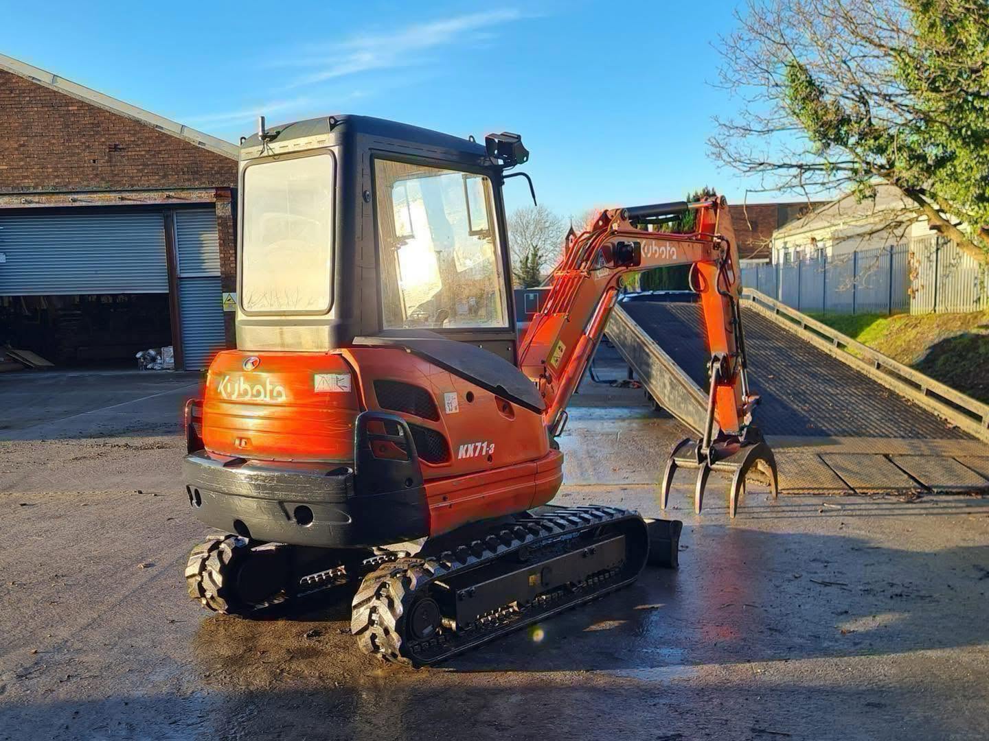 Mini pelle KUBOTA KX71-3 - 2,8 Tonnes - 2008